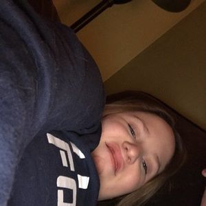 Meet your Posher, Devin